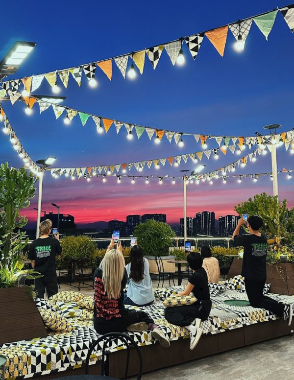 Trill Rooftop Cafe Hà Nội