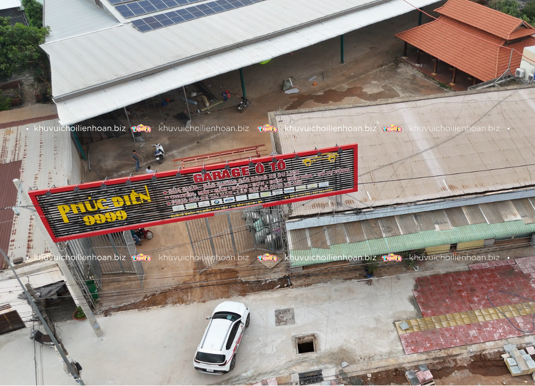 Garage ô tô có nhiều không gian trống 